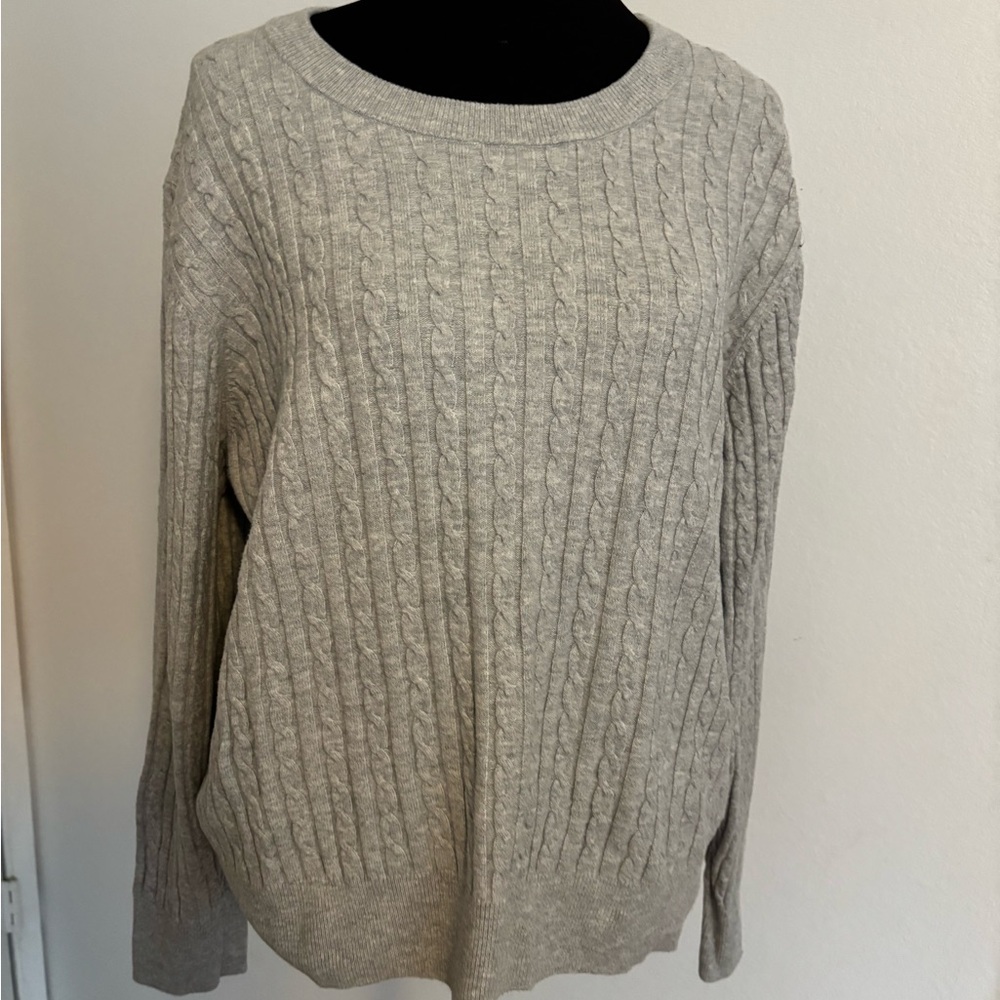 GAP Light Gray Women's Cable Knit Sweater